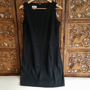 SALE 5/$20🎉Alyx Limited Black Sleeves Dress